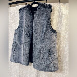 Surell Rex Rabbit faux fur vest
